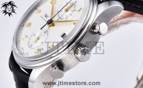Portuguese Chrono Classic 42mm IW3903 YLF - Image 11